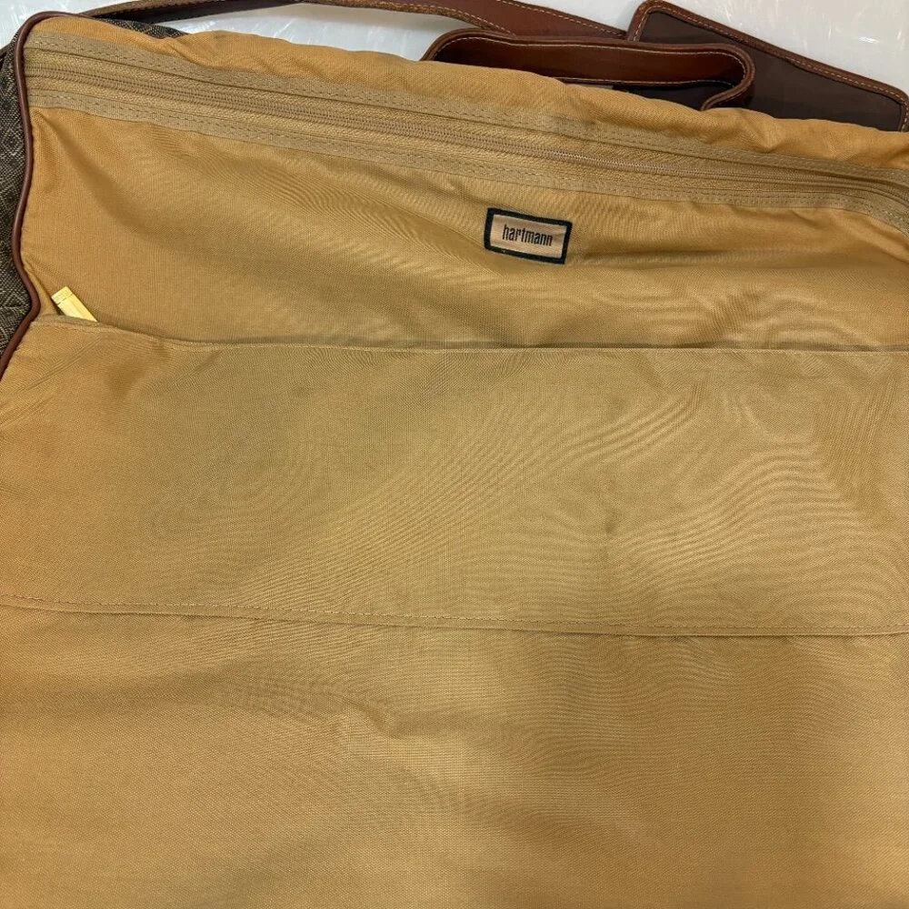 Hartmann Wings Diamond Jacquard Bi-Fold Carrying Garment Bag Luggage 23 x 42